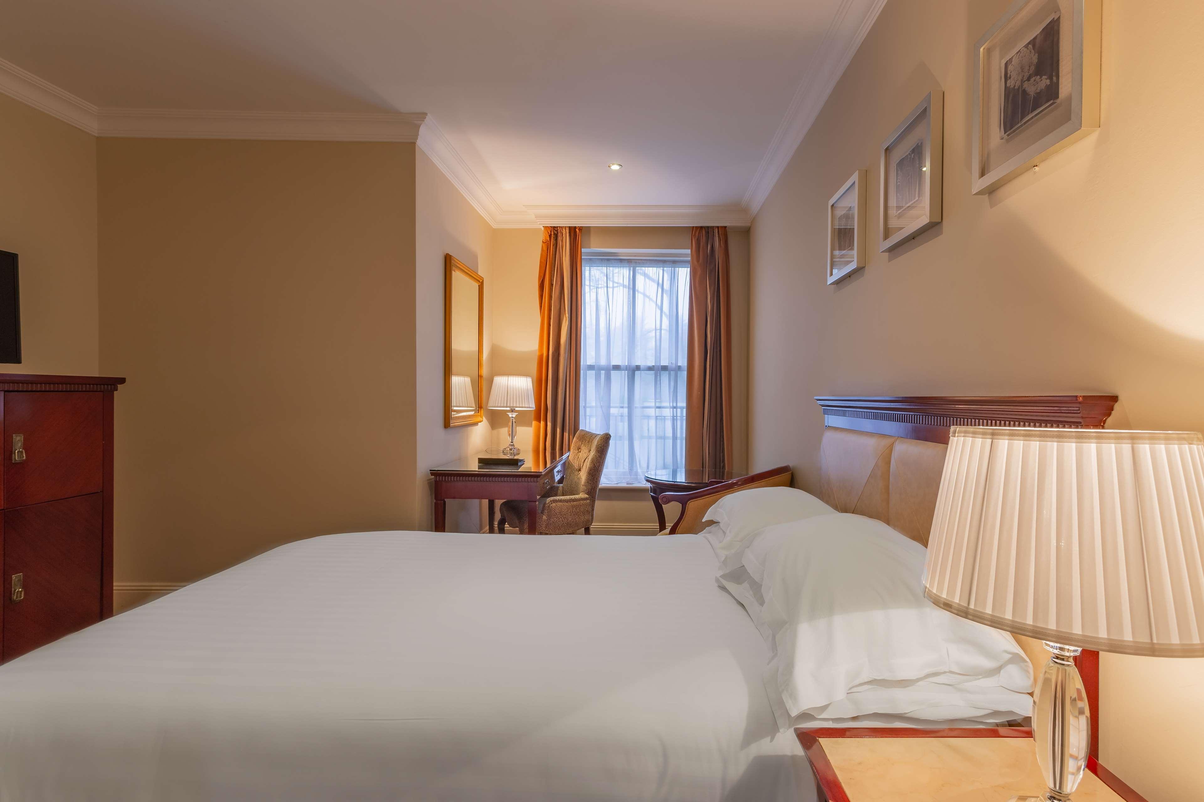 Castle Hotel, Bw Signature Collection Hotel Bunratty