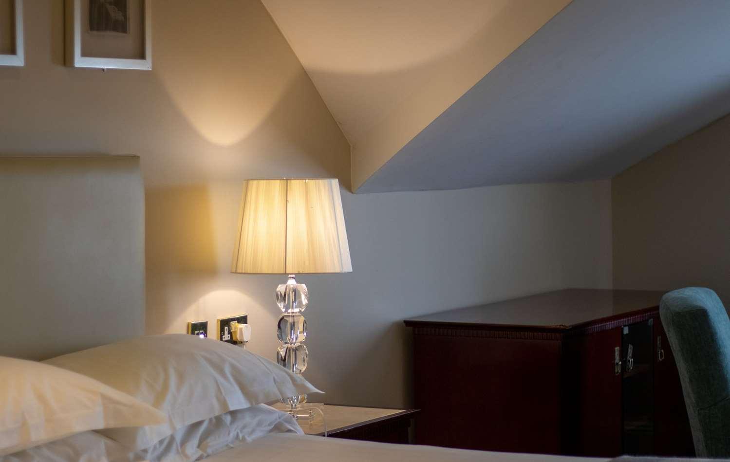 Castle Hotel, Bw Signature Collection Hotel 4*