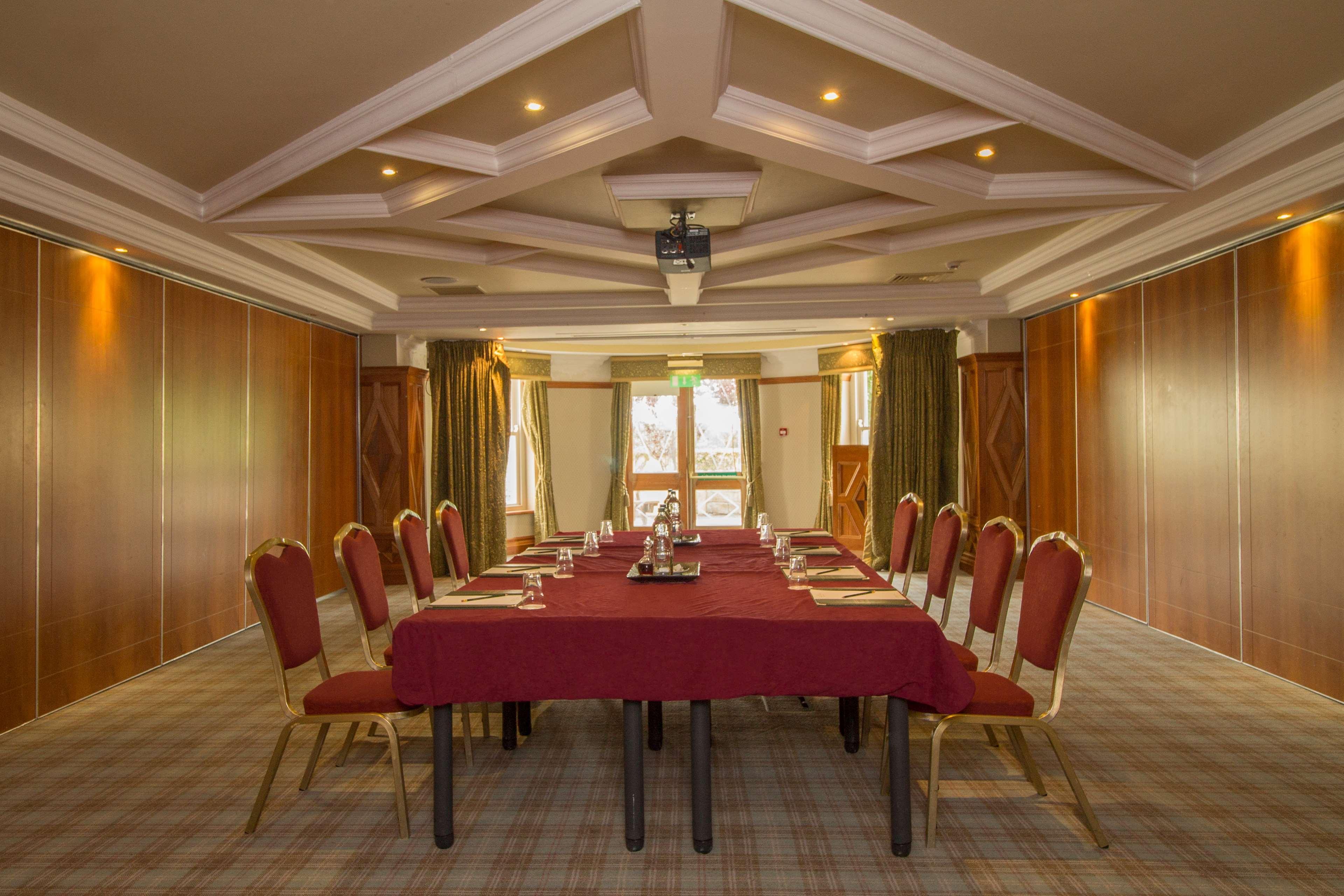 Castle Hotel, Bw Signature Collection Hotel 4*