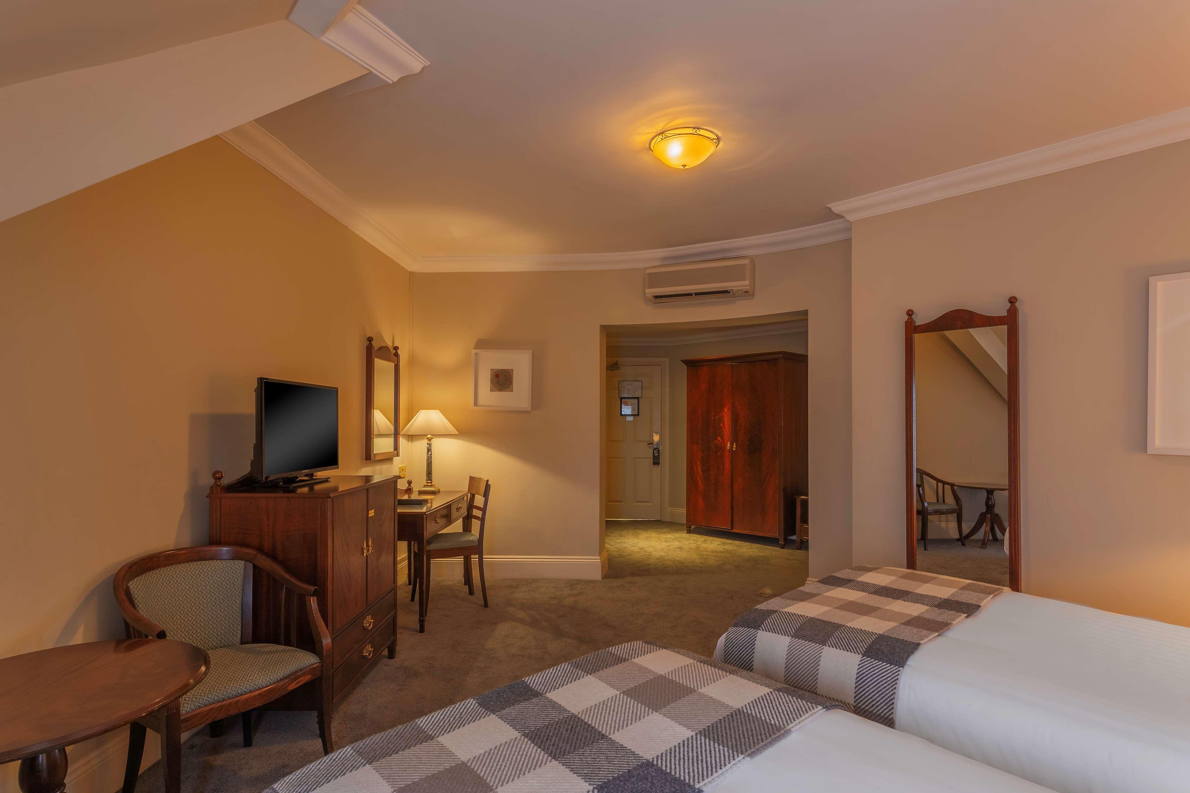 Castle Hotel, Bw Signature Collection