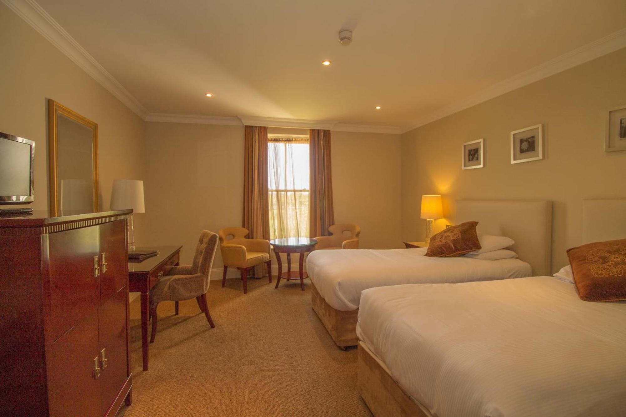 Castle Hotel, Bw Signature Collection Hotel